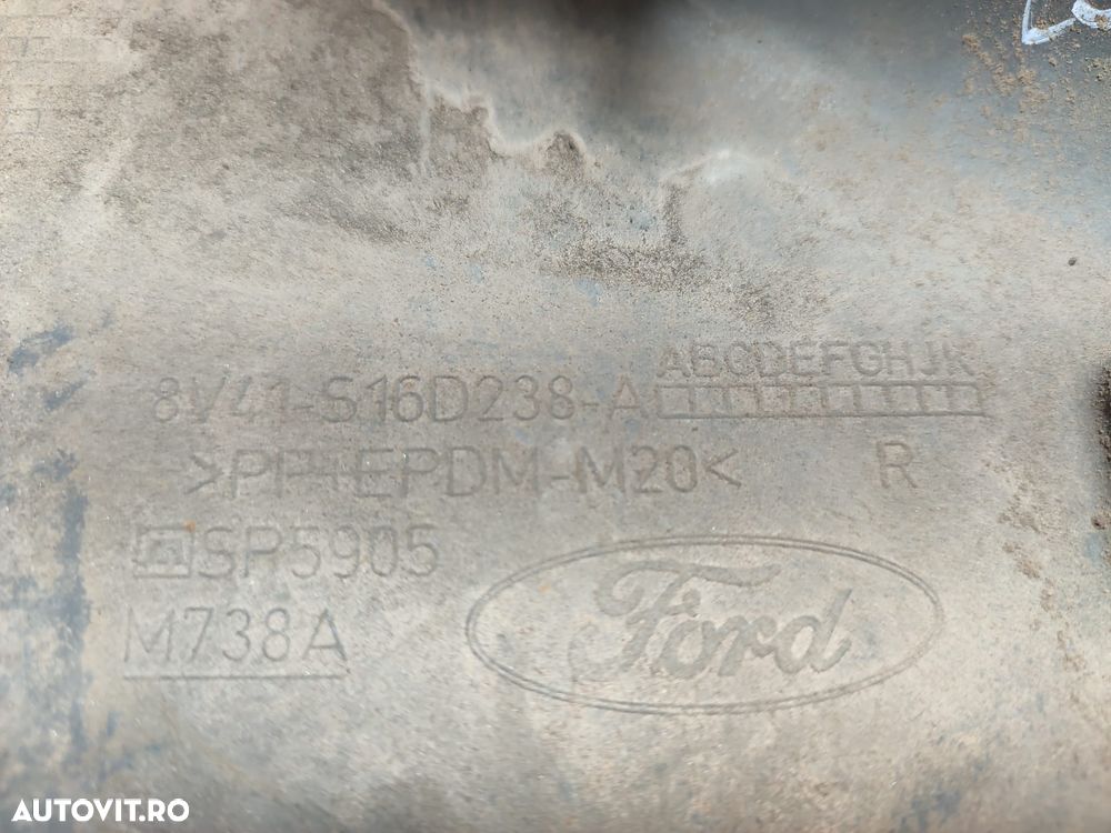ORNAMENT ARIPA DREAPTA FORD KUGA MK1 2.0 DIESEL 2012 Hatchback COD OEM 8V41-S16D238-A / 2008-2012 - 8