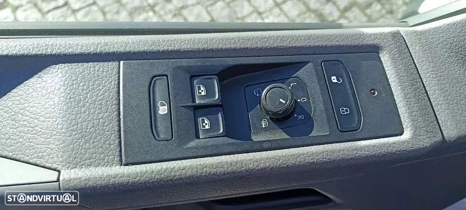 VW TRANSPORTER 2.0 TDI BUSINESS AC - 14