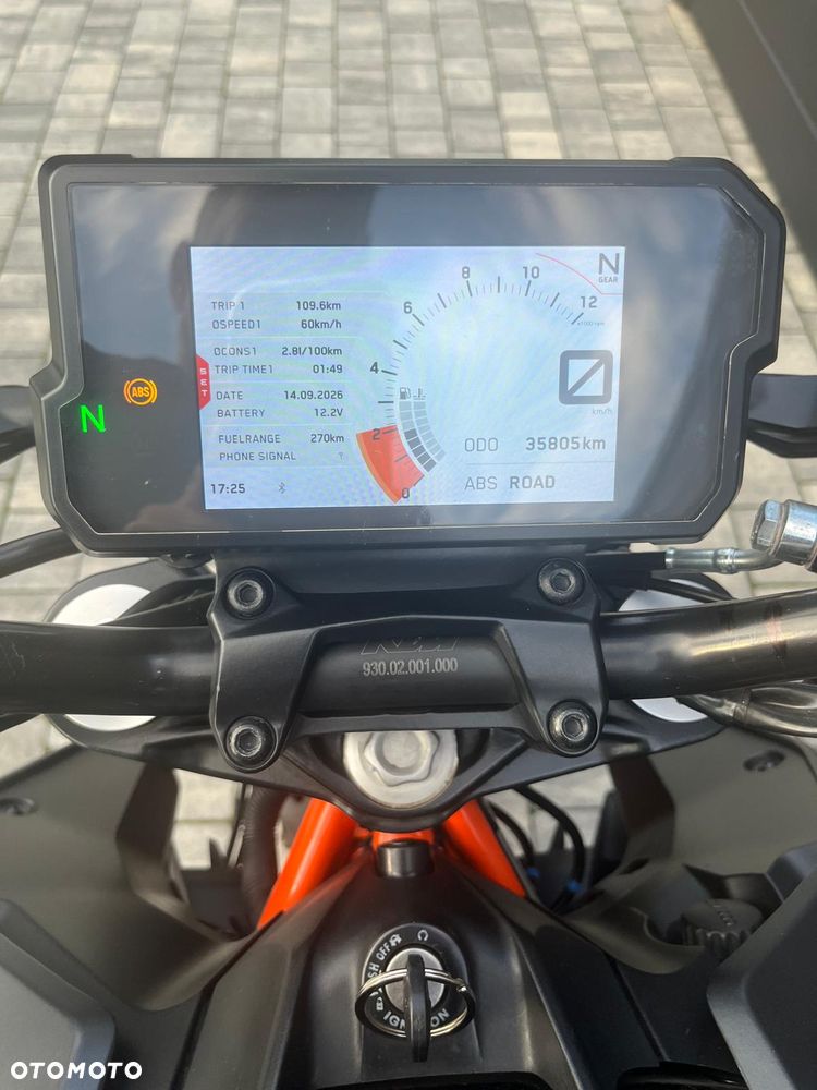 KTM Duke 125 - 21