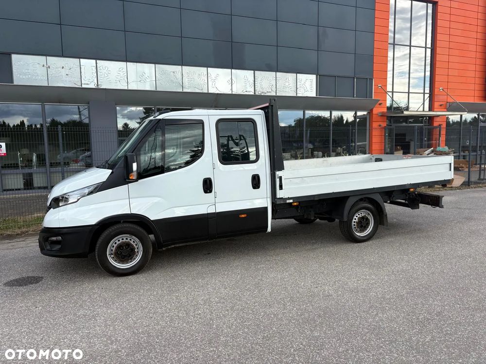 Iveco Daily 35S180, 3.0 180KM, Doka 7-os,  Zadbany - 2