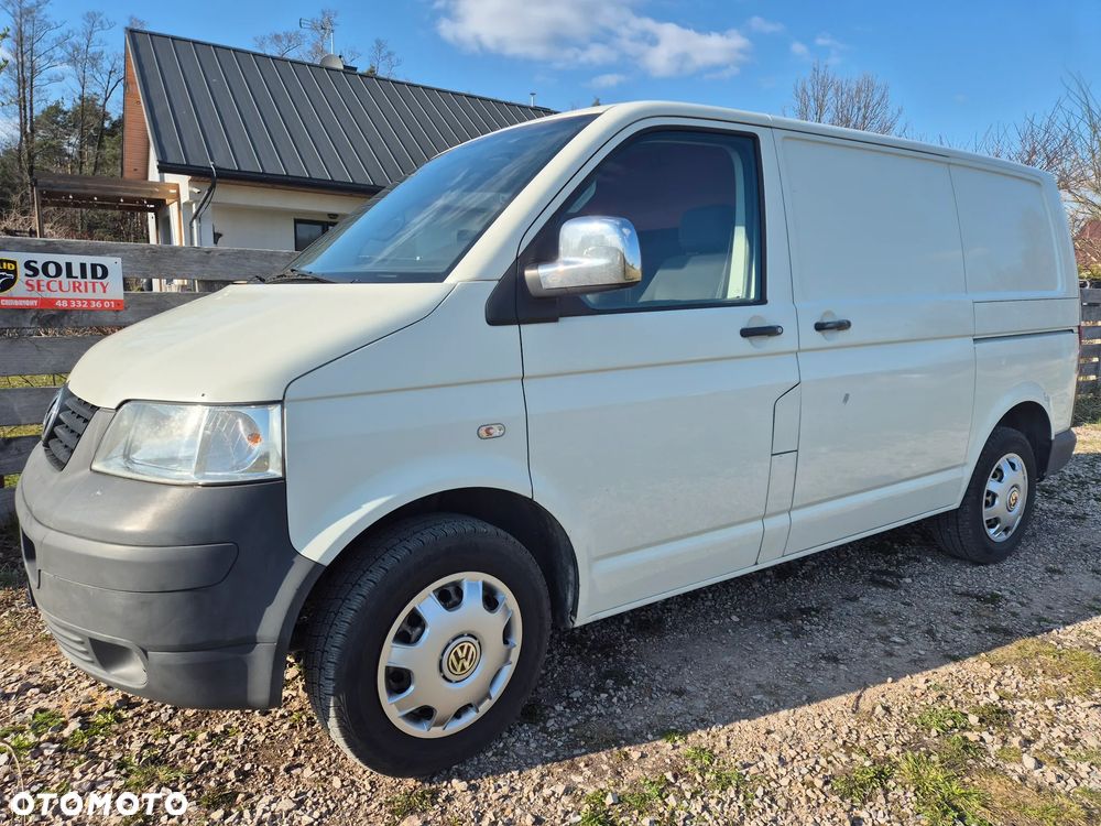 Volkswagen Transporter - 2