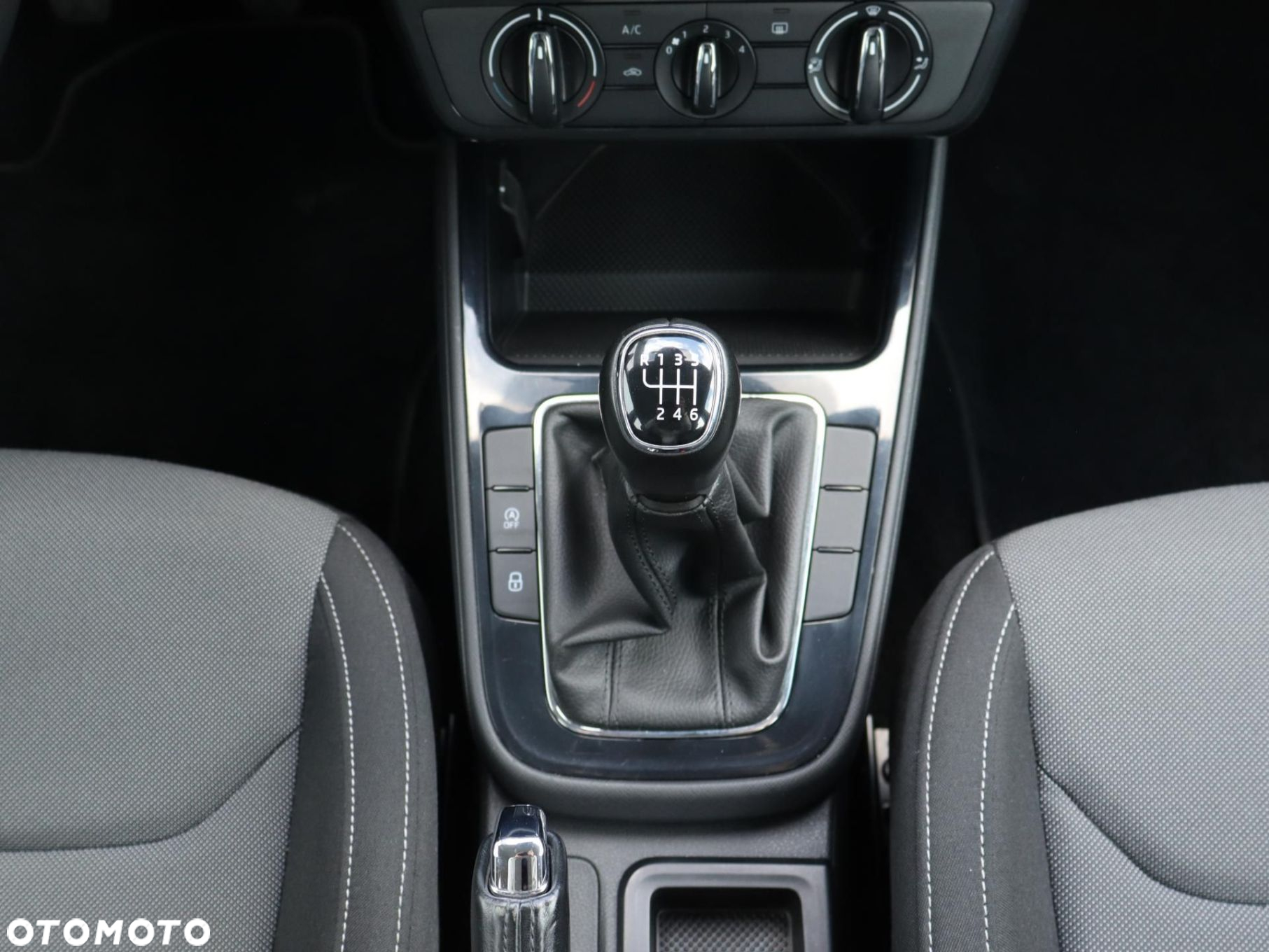Skoda Fabia - 14