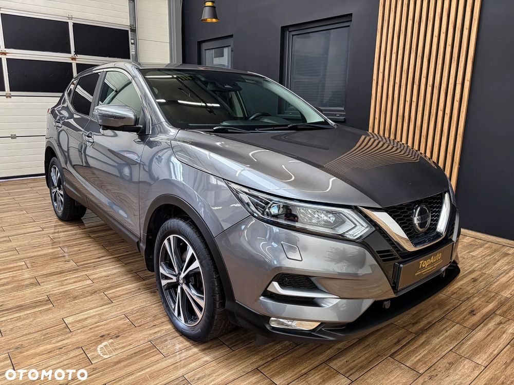 Nissan Qashqai 1.3 DIG-T N-Connecta DCT - 4
