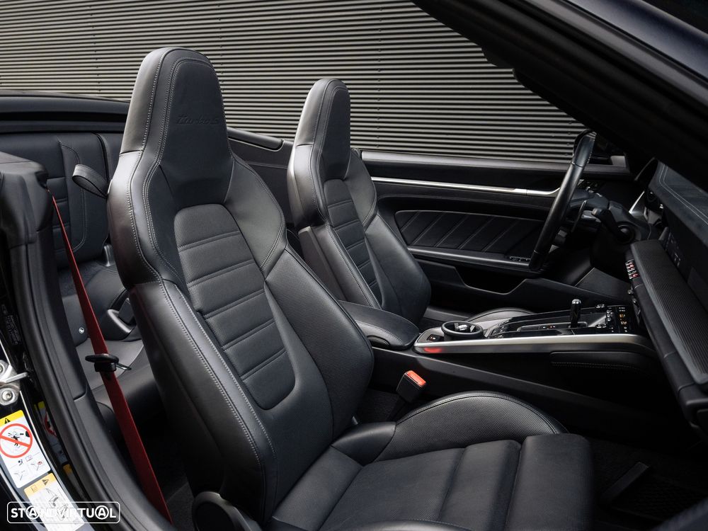 Porsche 911 (992) Turbo S PDK - 26