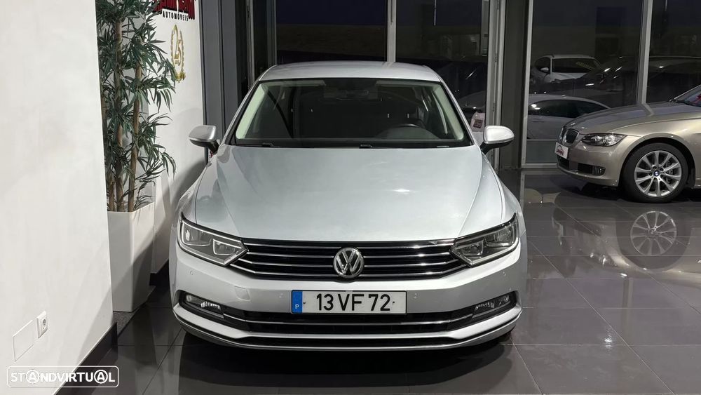 VW Passat 2.0 TDI Confortline - 2