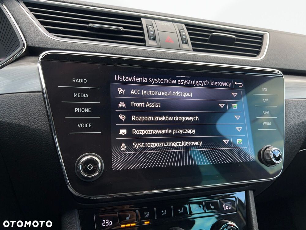 Skoda Superb 1.4 TSI Plug-In Hybrid Style DSG - 32