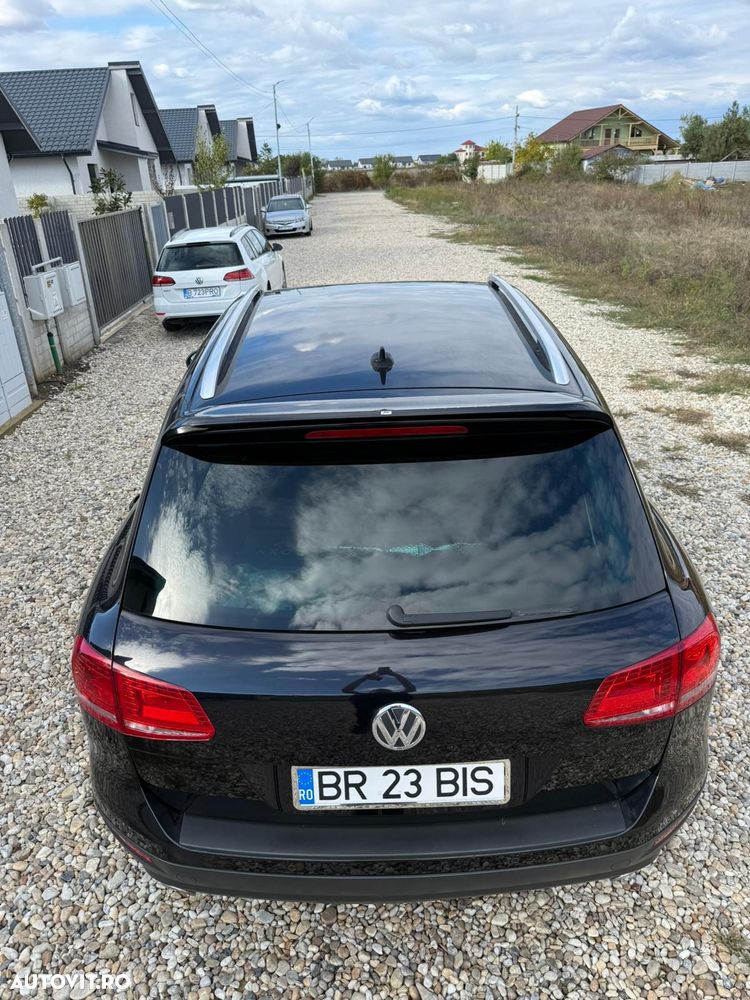 Volkswagen Touareg - 12