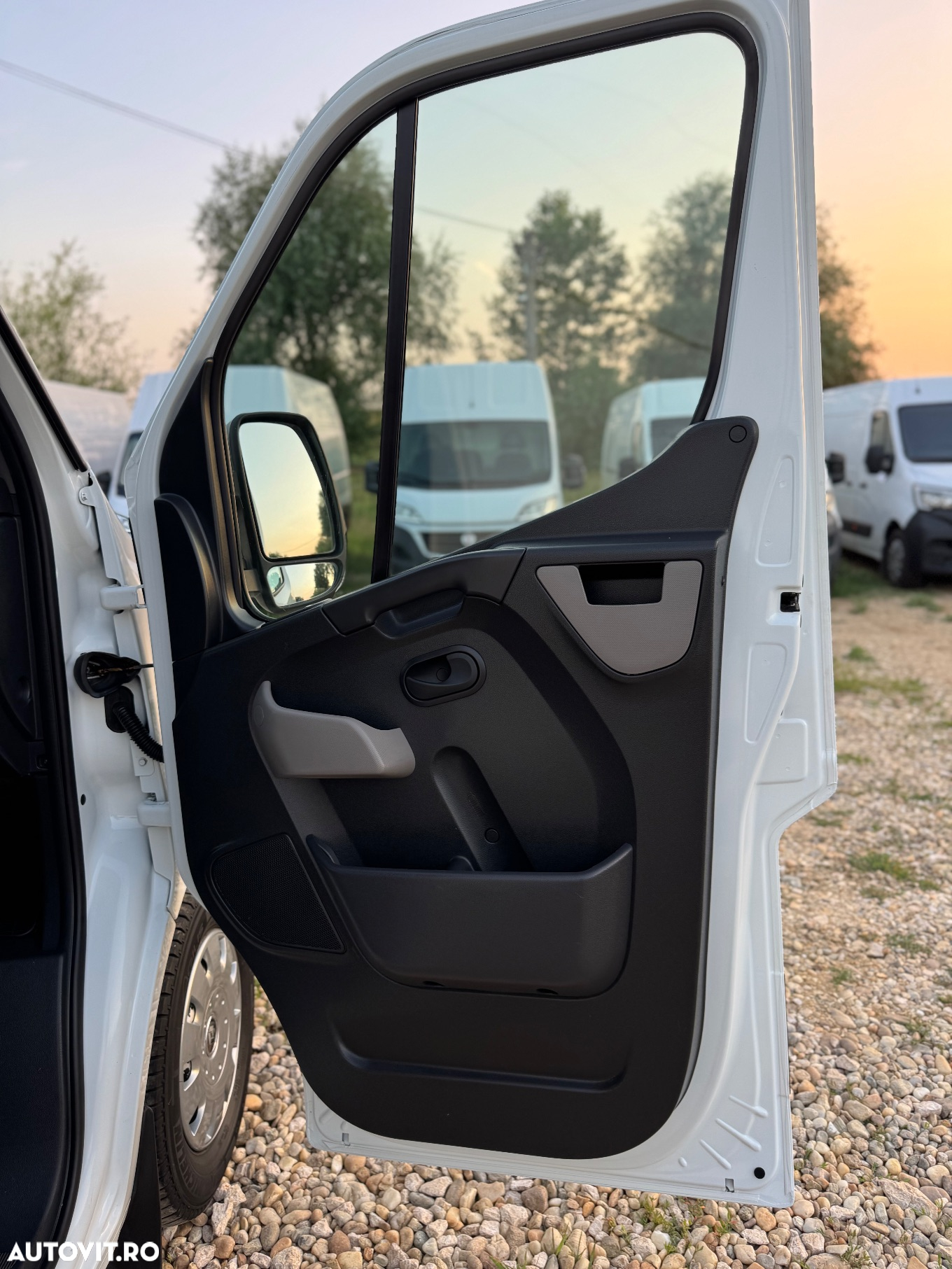 Renault Master 2.3 diesel 125 cp euro5 2016 stare buna !!! - 16
