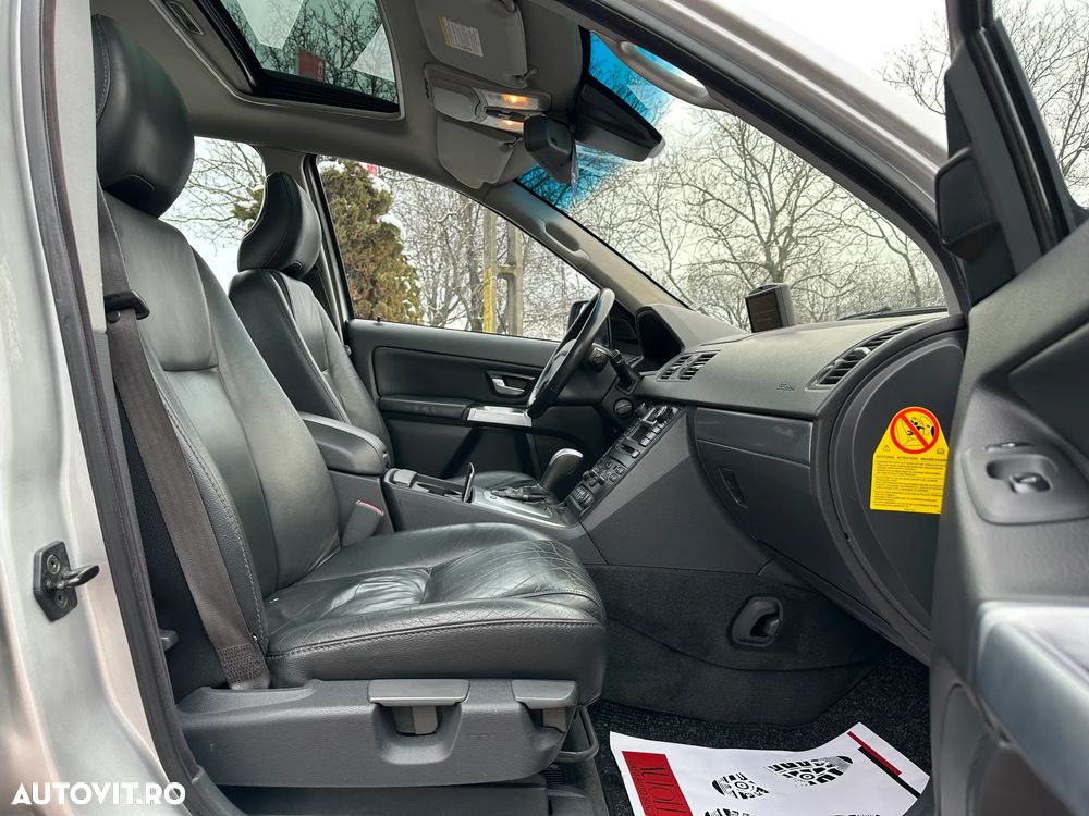 Volvo XC 90 2.4D Executive - 33