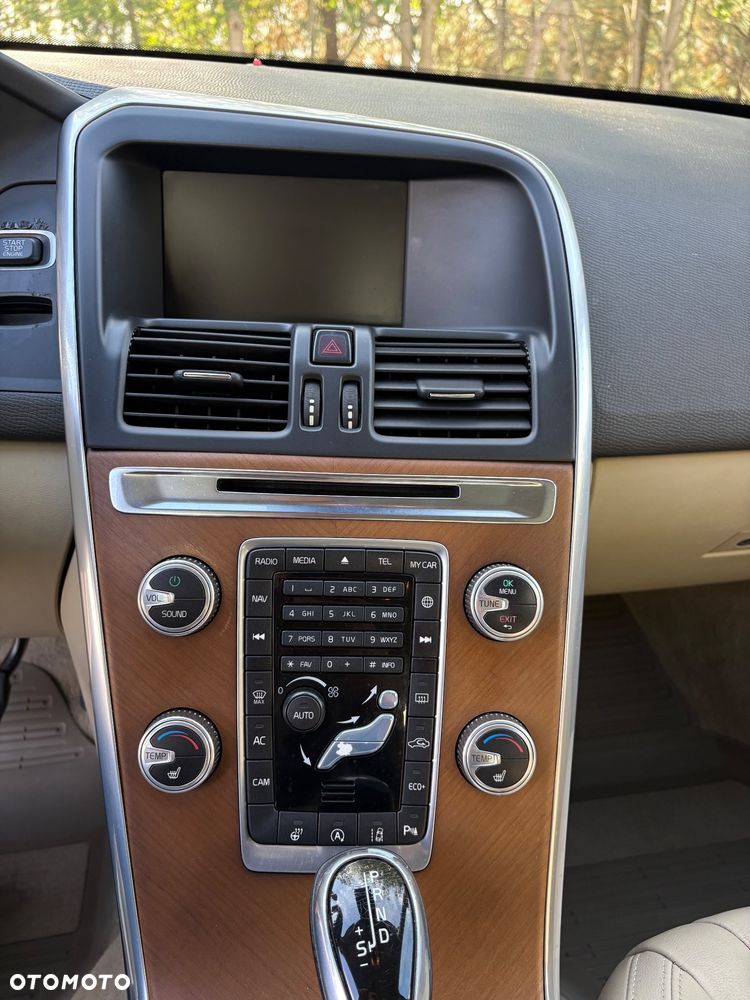 Volvo XC 60 - 20