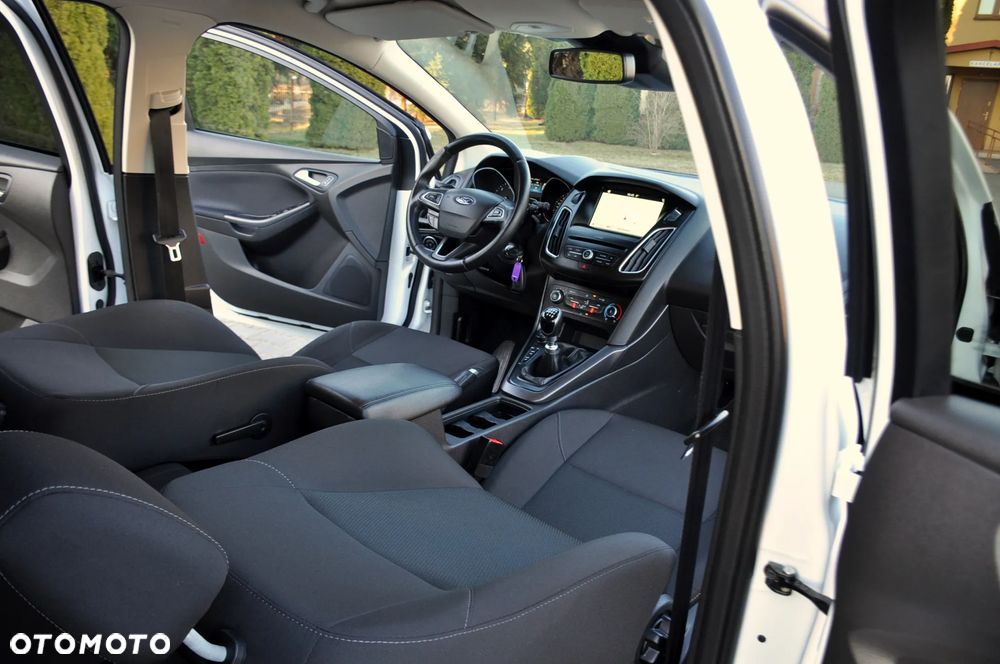 Ford Focus 1.5 TDCi Titanium - 23