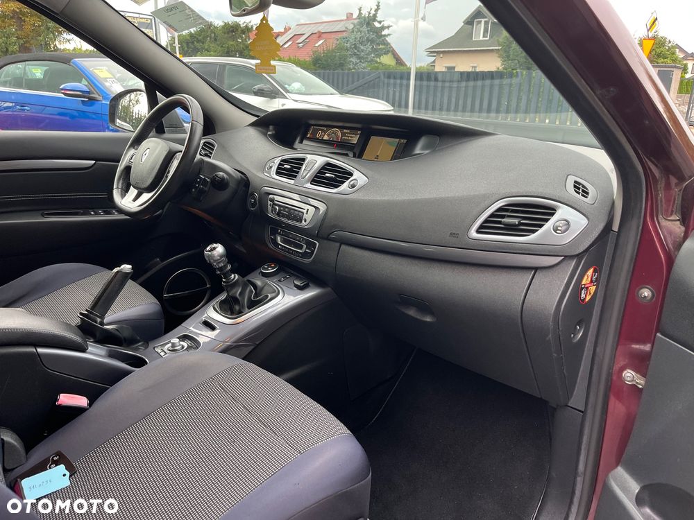 Renault Scenic - 9
