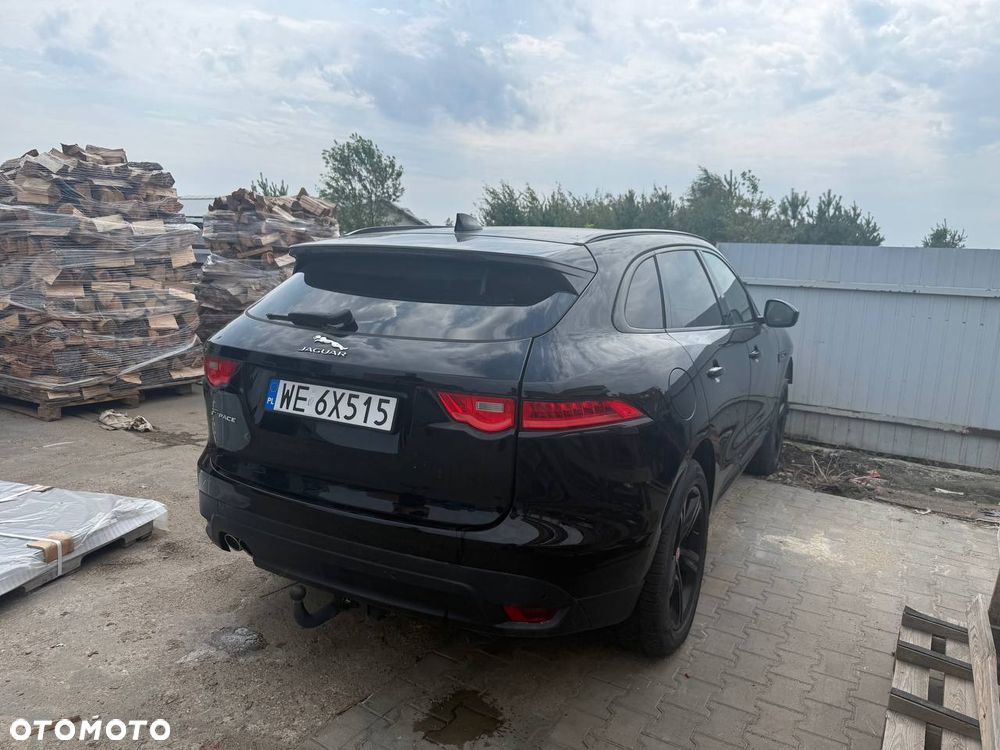Jaguar F-Pace 2.0 i4D AWD R-Sport - 3