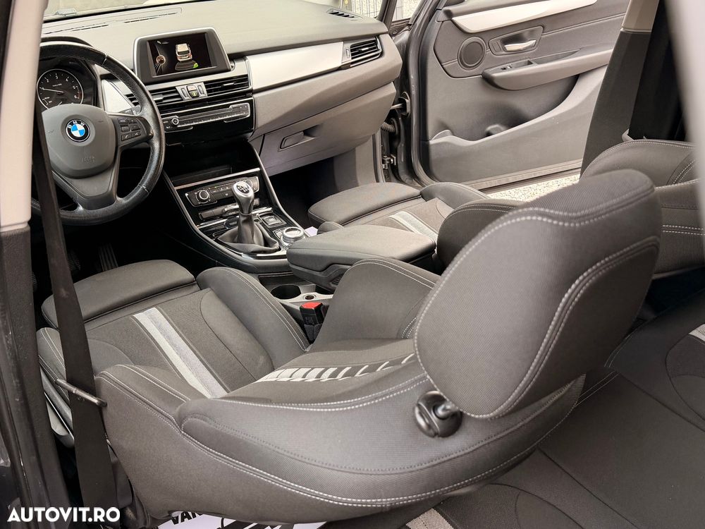 BMW Seria 2 216d Luxury Line - 19