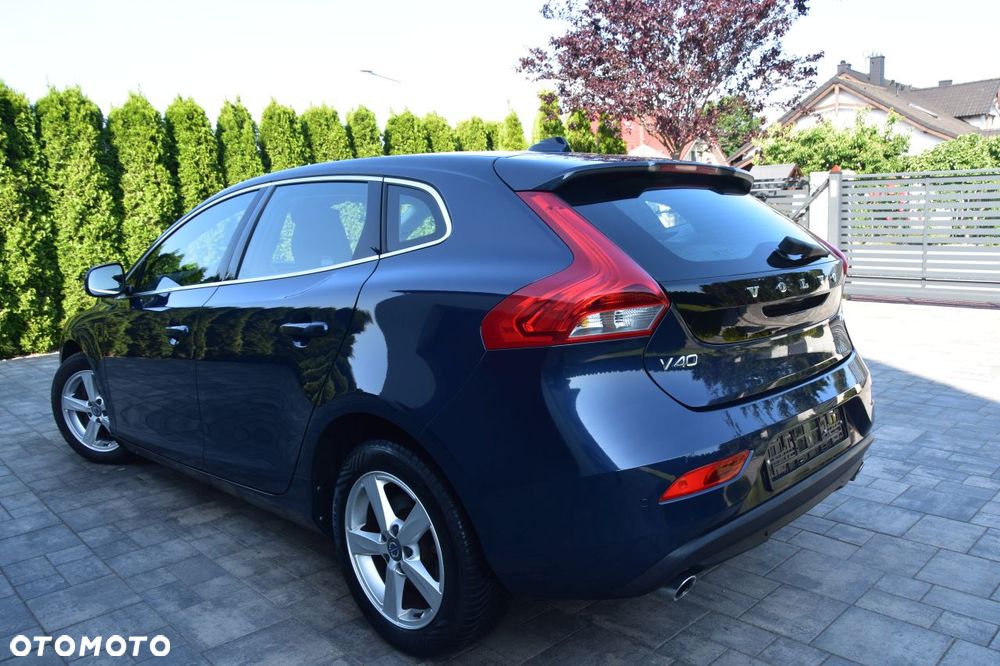 Volvo V40 D4 Drive-E Momentum - 6
