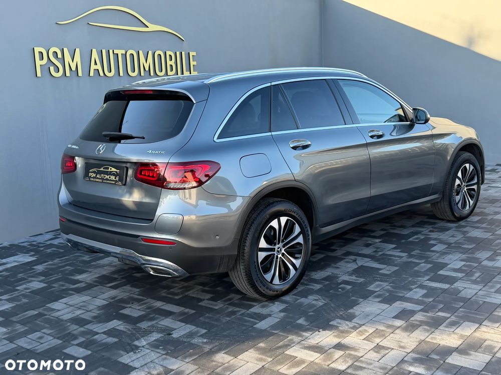 Mercedes-Benz GLC 300 de 4-Matic Business Edition - 11