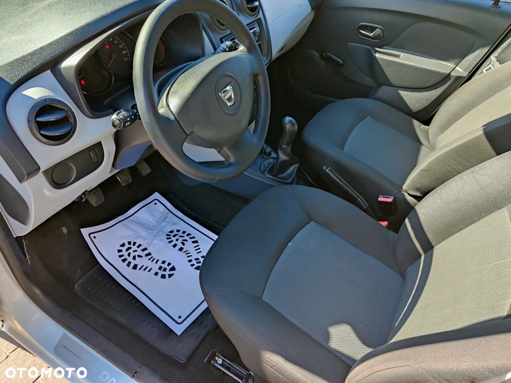 Dacia Sandero 1.2 16V - 9