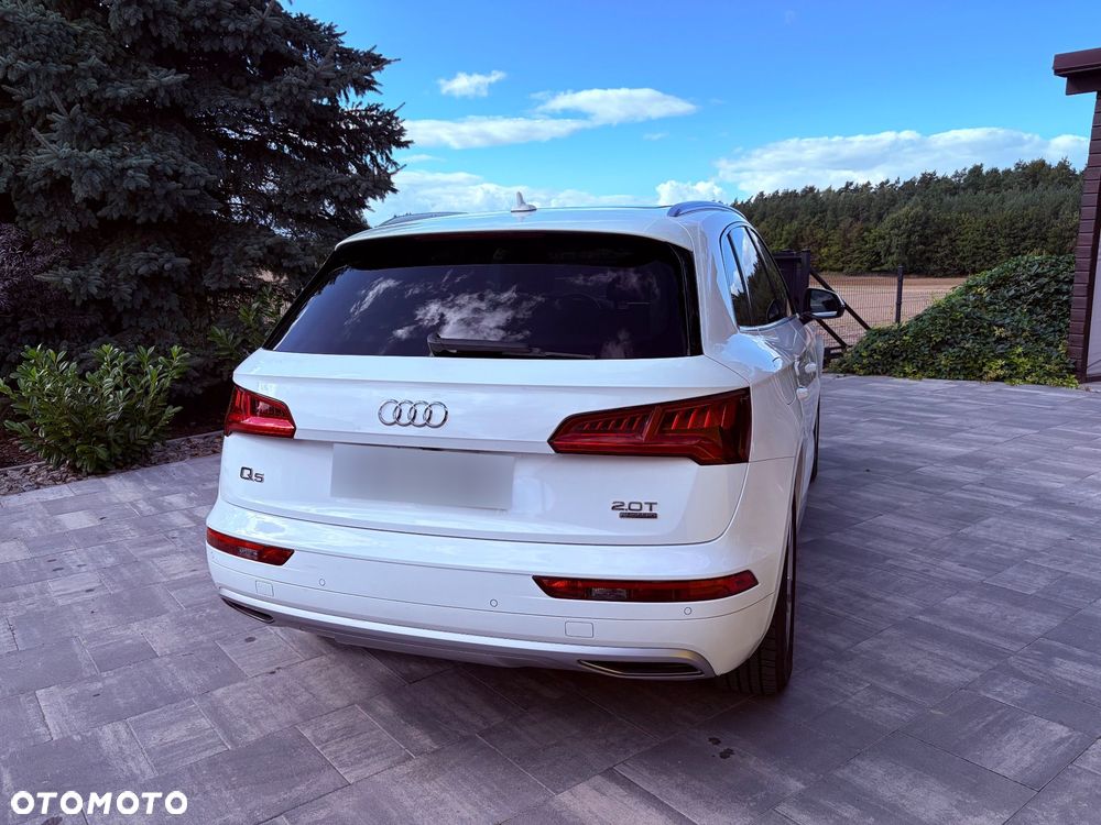 Audi Q5 2.0 TFSI Quattro S tronic design - 2