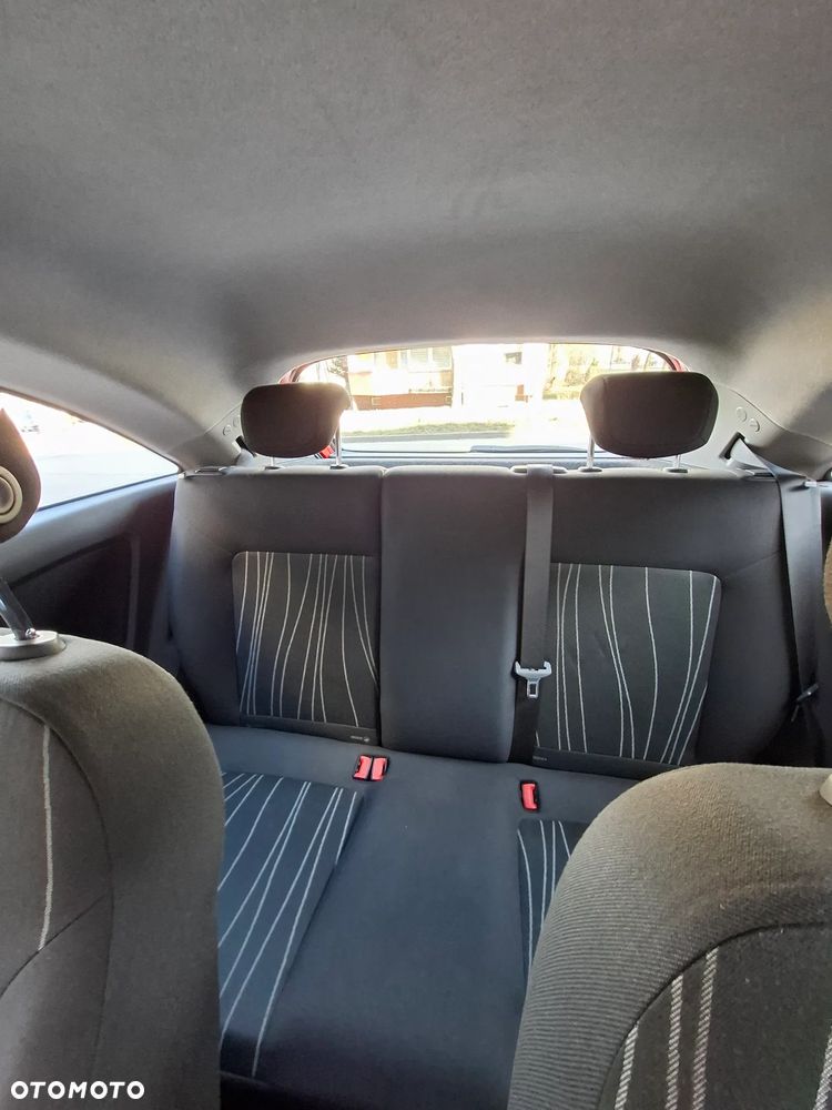 Opel Corsa 1.0 12V Enjoy - 11