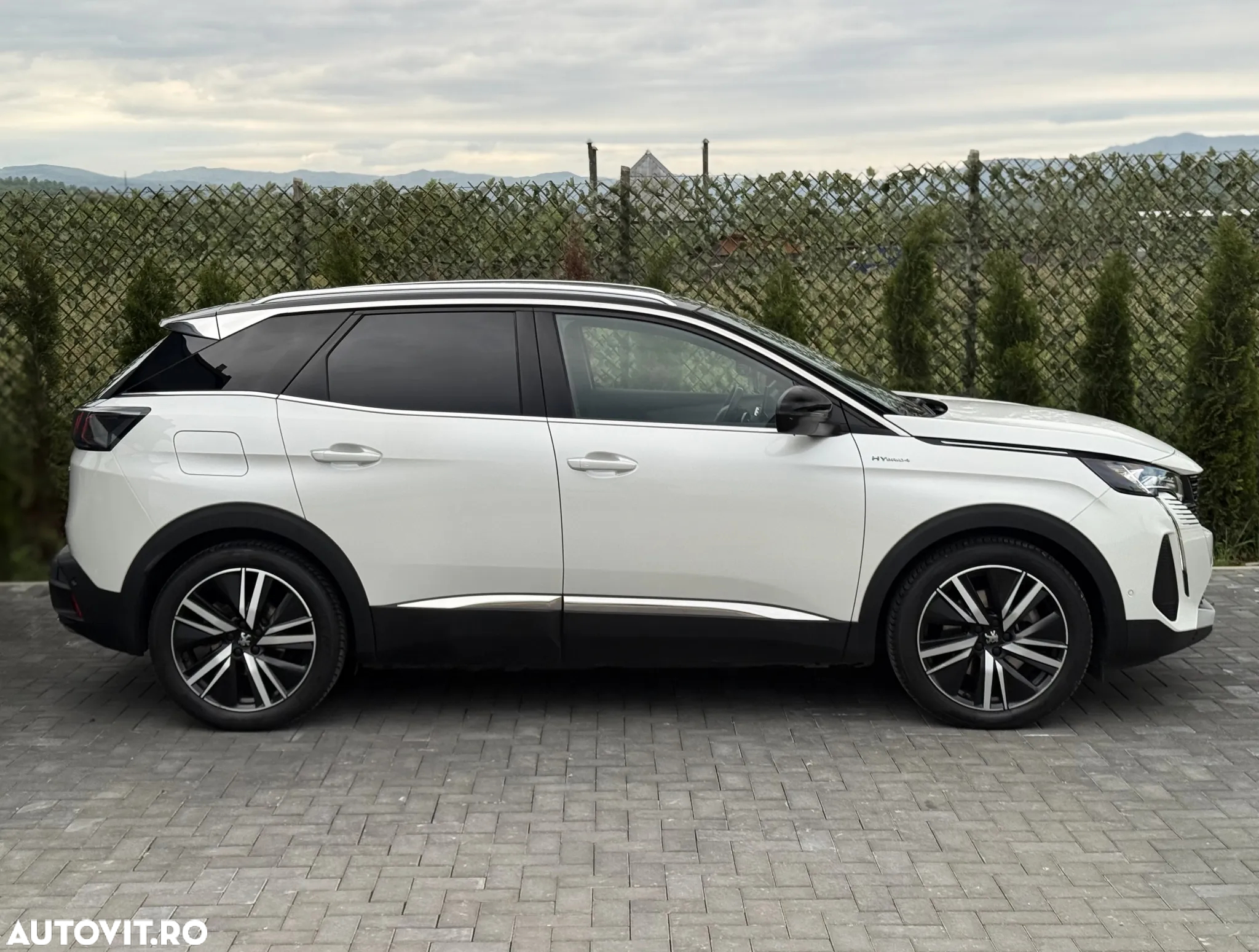 Peugeot 3008 PHEV EAT8 GT Pack - 11