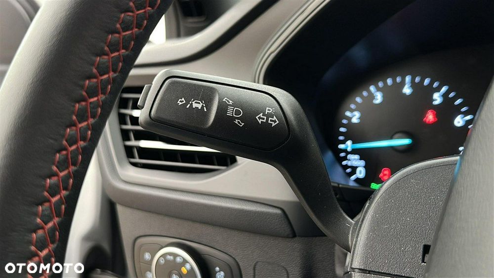 Ford Focus 1.5 EcoBoost ST-Line - 25