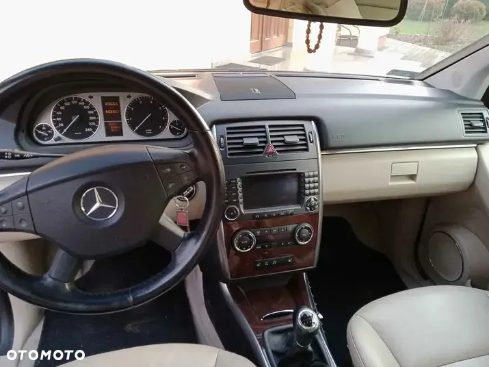 Mercedes-Benz Klasa B 200 Turbo - 9