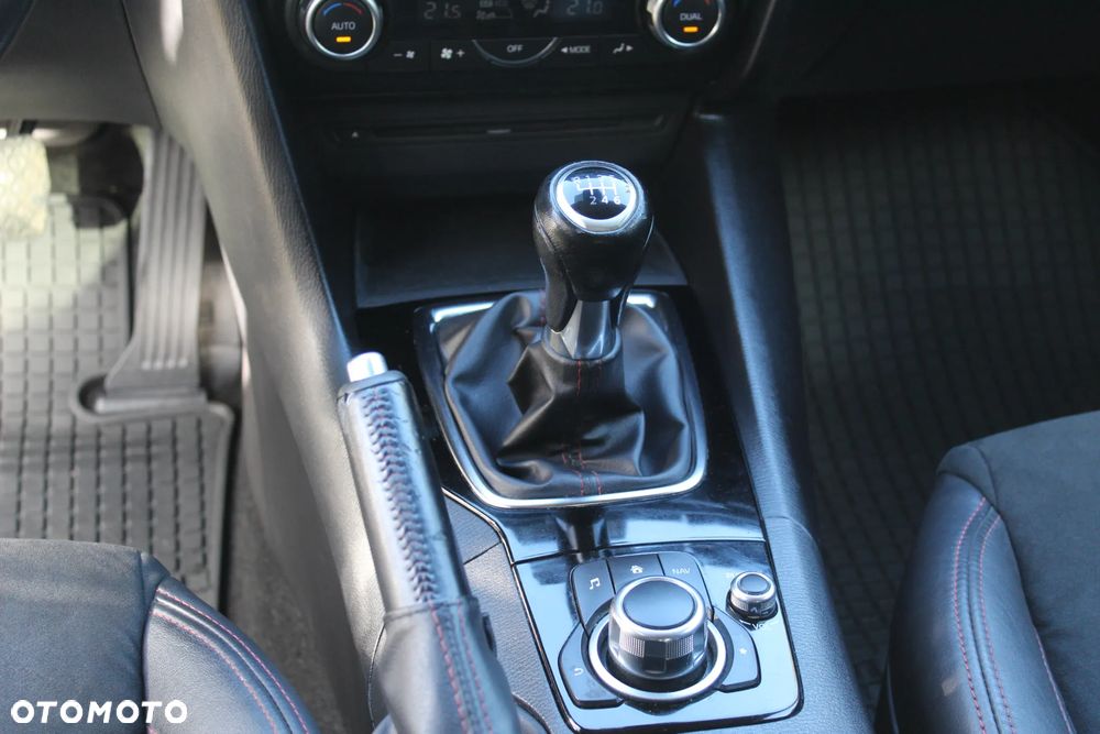 Mazda 3 SKYACTIV-D 105 Center-Line - 16
