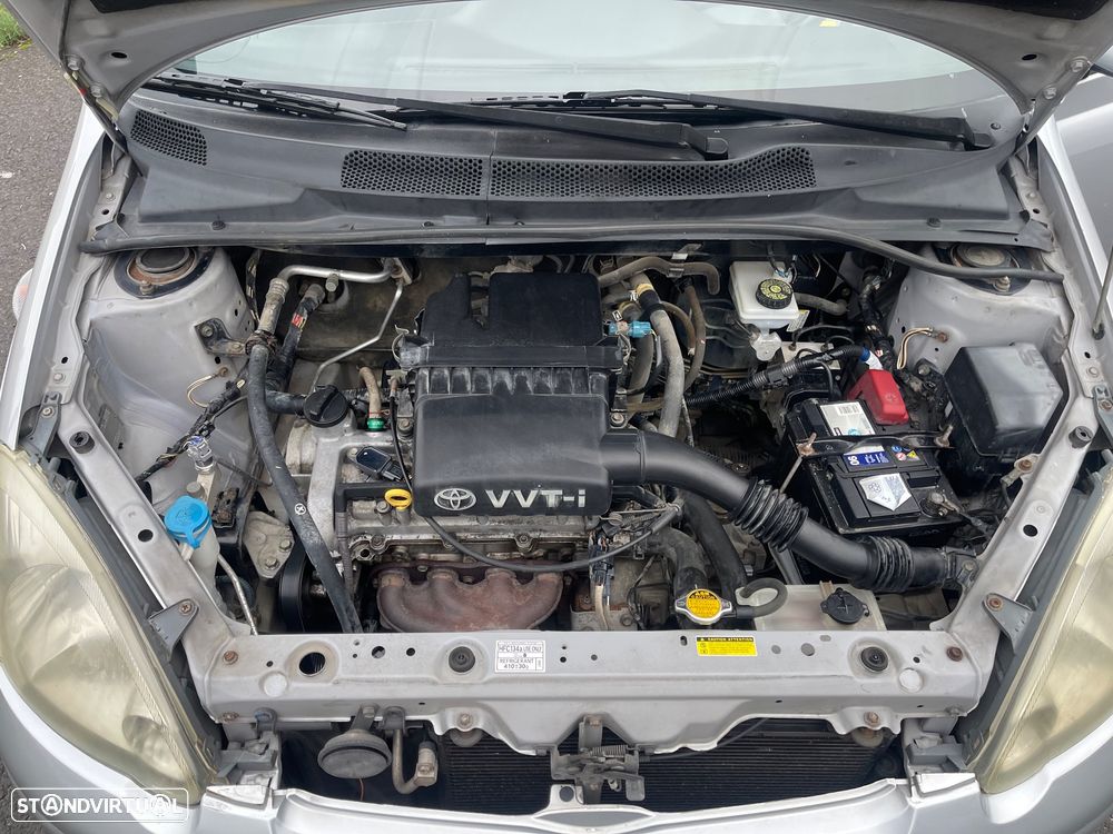 Toyota Yaris 1.0 Terra AC - 14