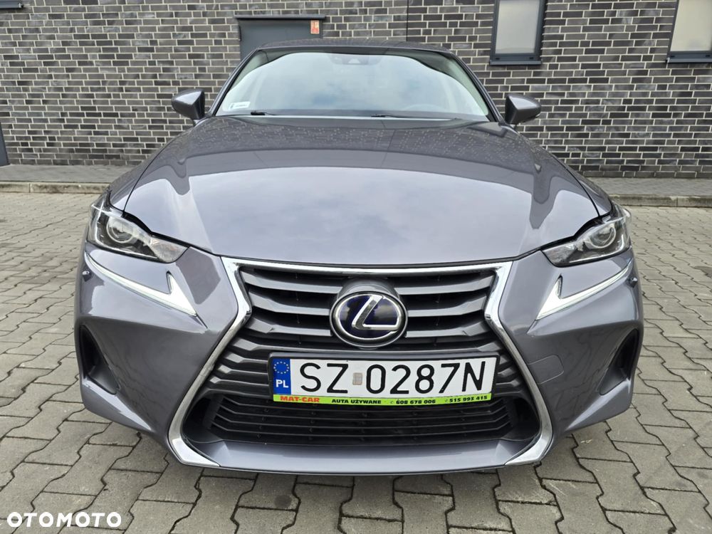 Lexus IS 300h F Sport EU6 - 7