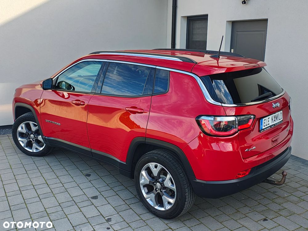 Jeep Compass - 33