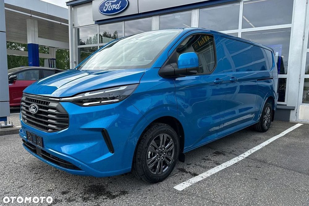 Ford Transit Custom 320 L2H1 Limited A8 2.0 170KM - 2