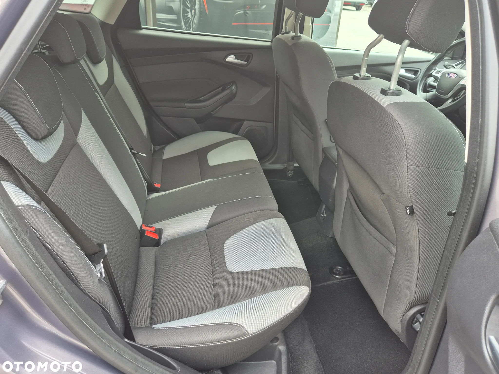 Ford Focus - 26