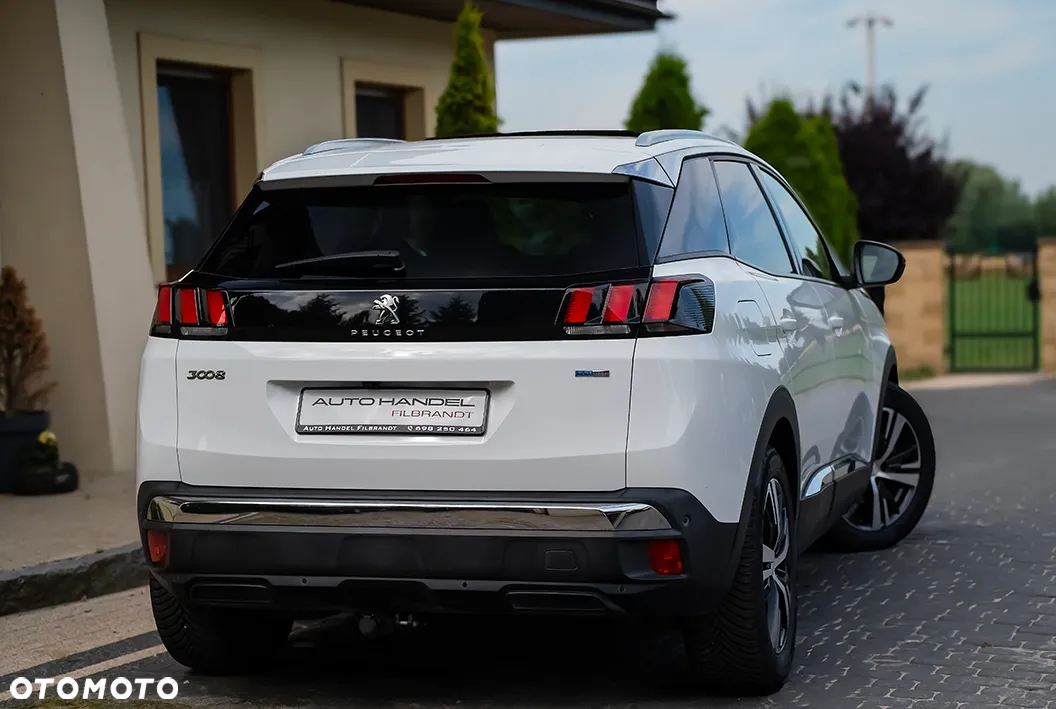 Peugeot 3008 1.2 PureTech Allure S&S - 21
