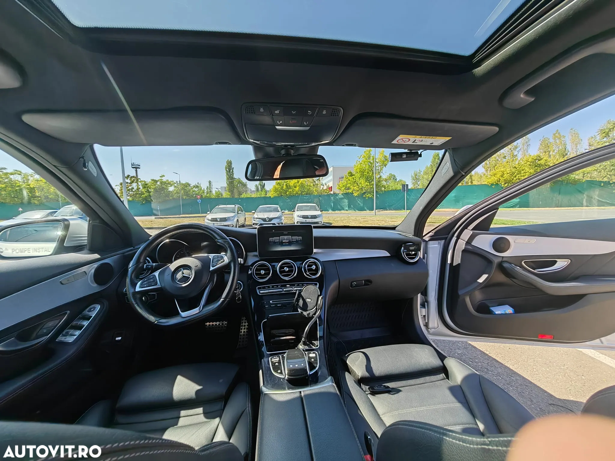 Mercedes-Benz C 400 4MATIC - 13
