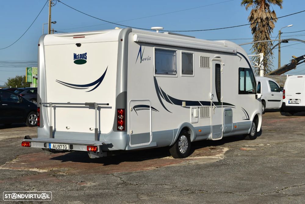 McLouis Nevis 872 - 5