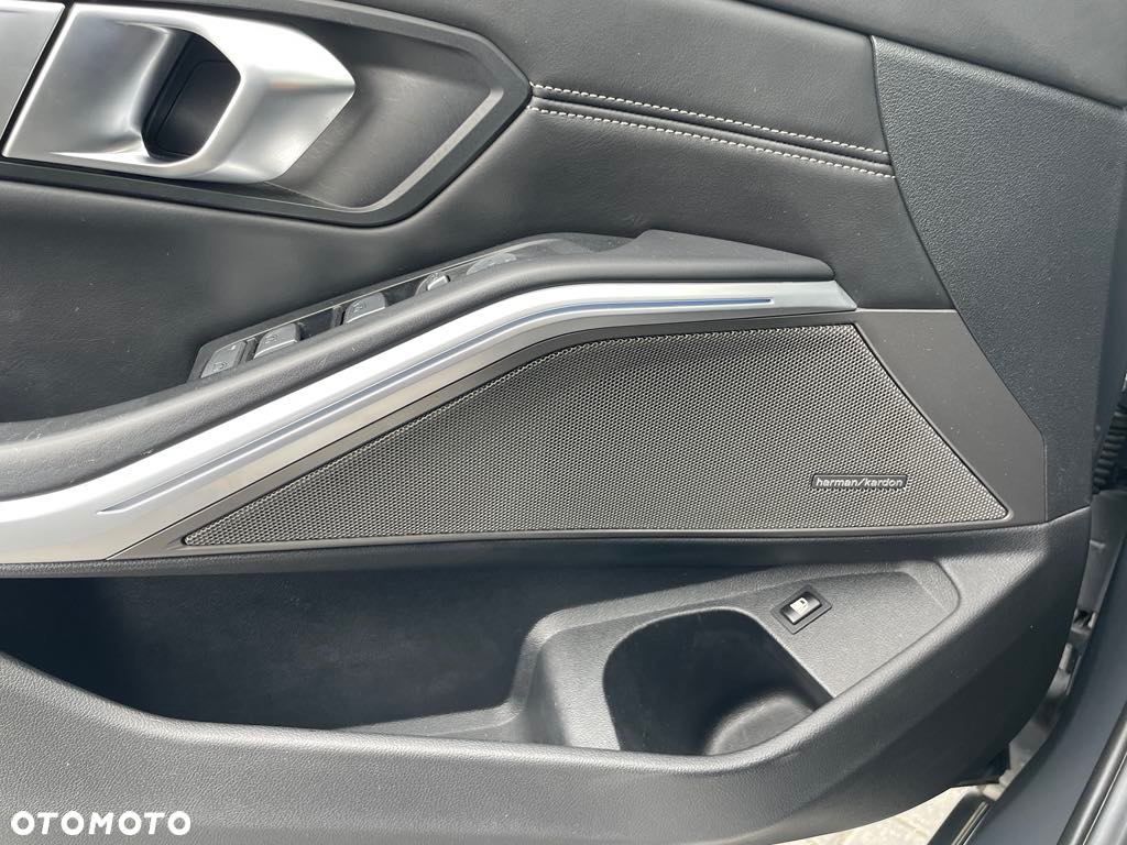 BMW Seria 3 - 8