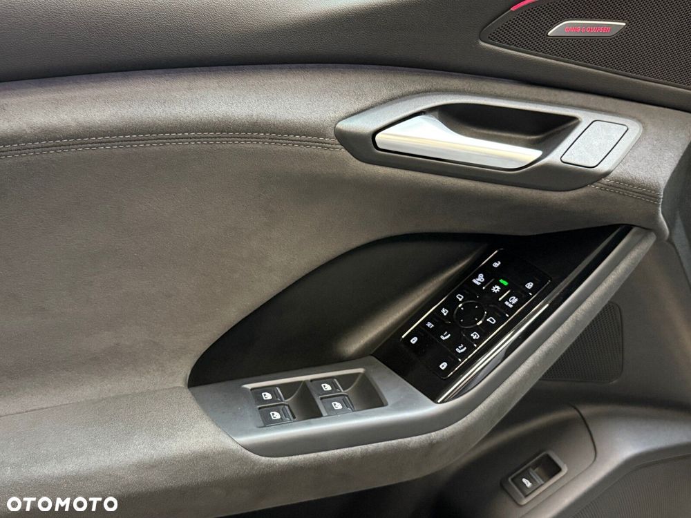 Audi Q6 e-tron - 18