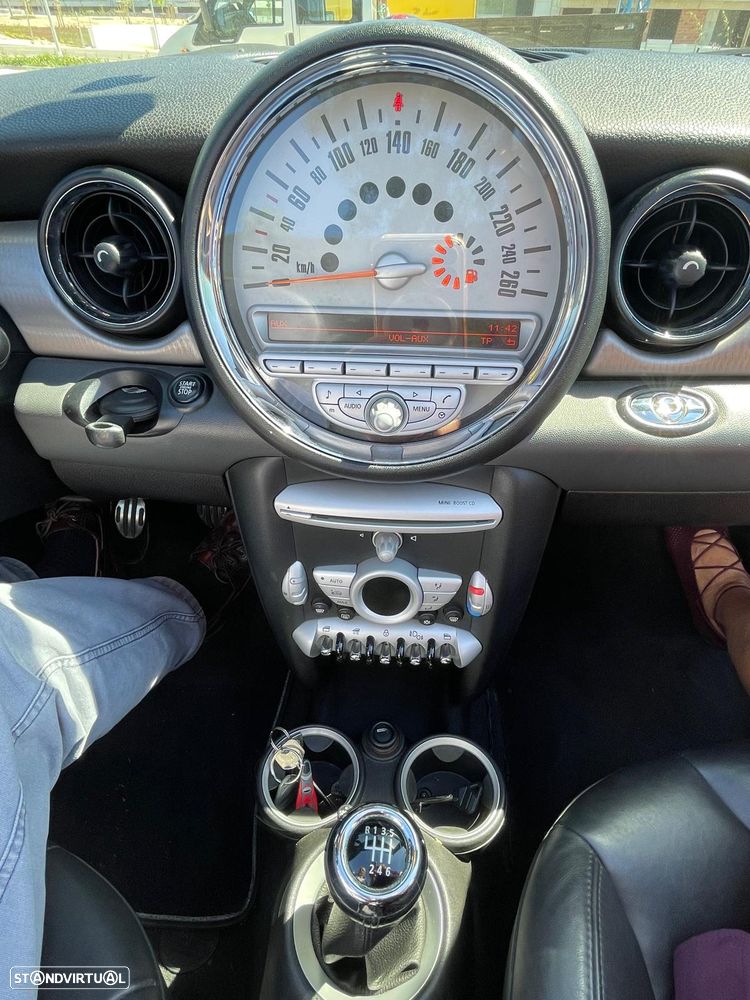 MINI Cabrio Cooper S - 13