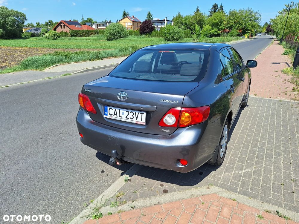 Toyota Corolla 1.4 D-4D Luna - 2