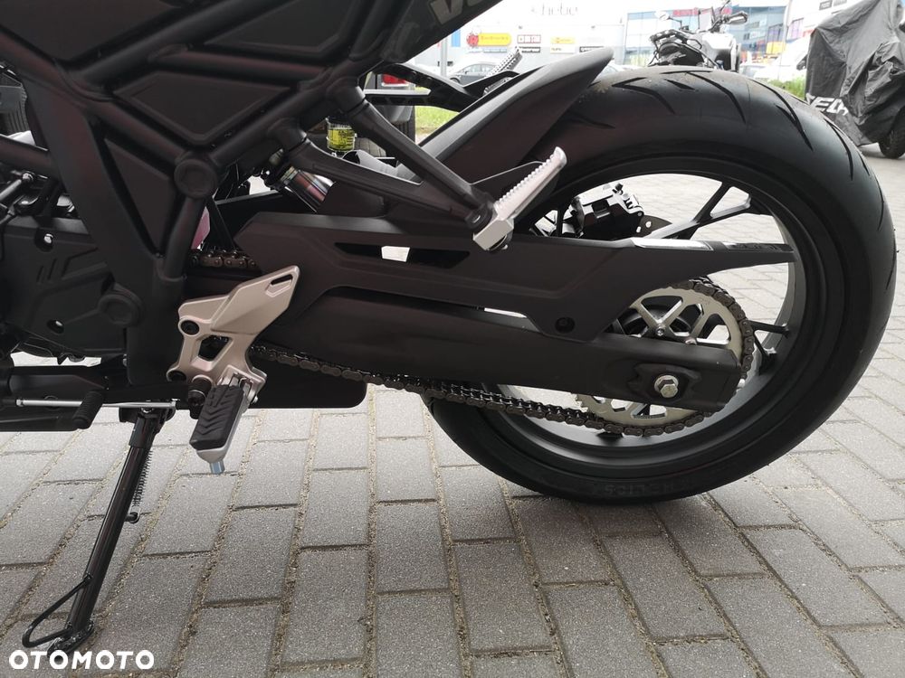 VOGE R125S - 13