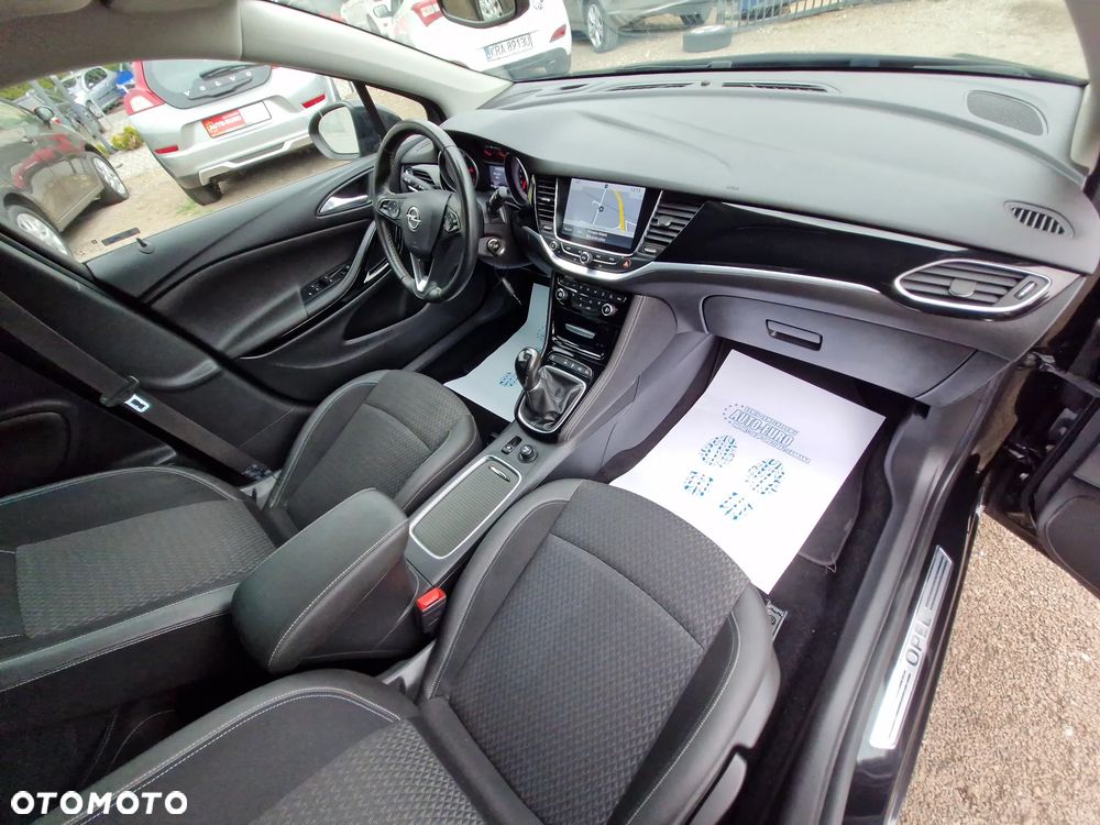 Opel Astra 1.4 Turbo Business - 22