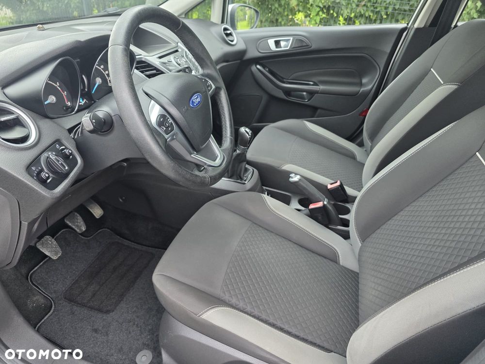 Ford Fiesta - 10
