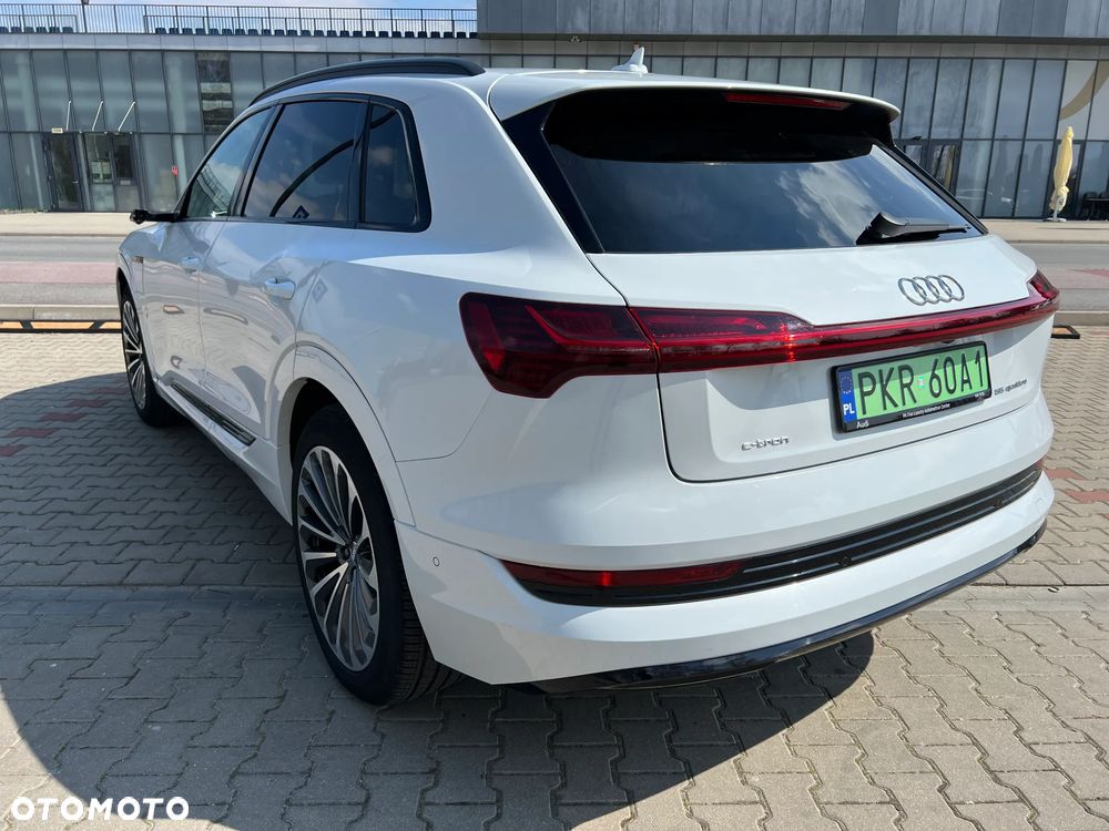 Audi e-tron 55 Quattro - 8