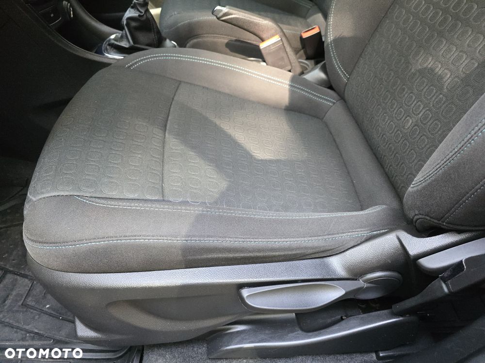 Chevrolet Trax 1.6 LS - 32
