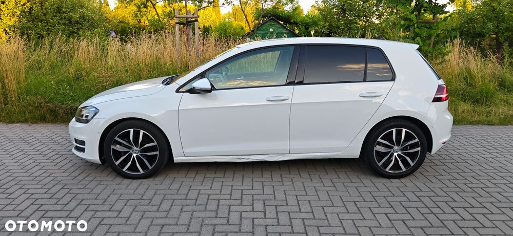 Volkswagen Golf - 4