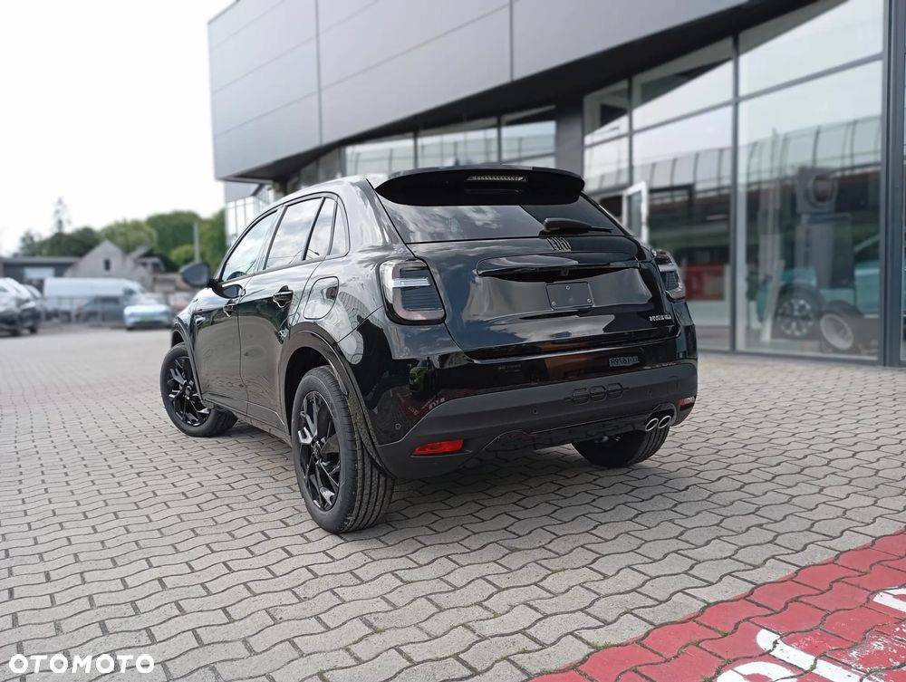 Fiat 600 1.2 Turbo Sport eDCT - 4