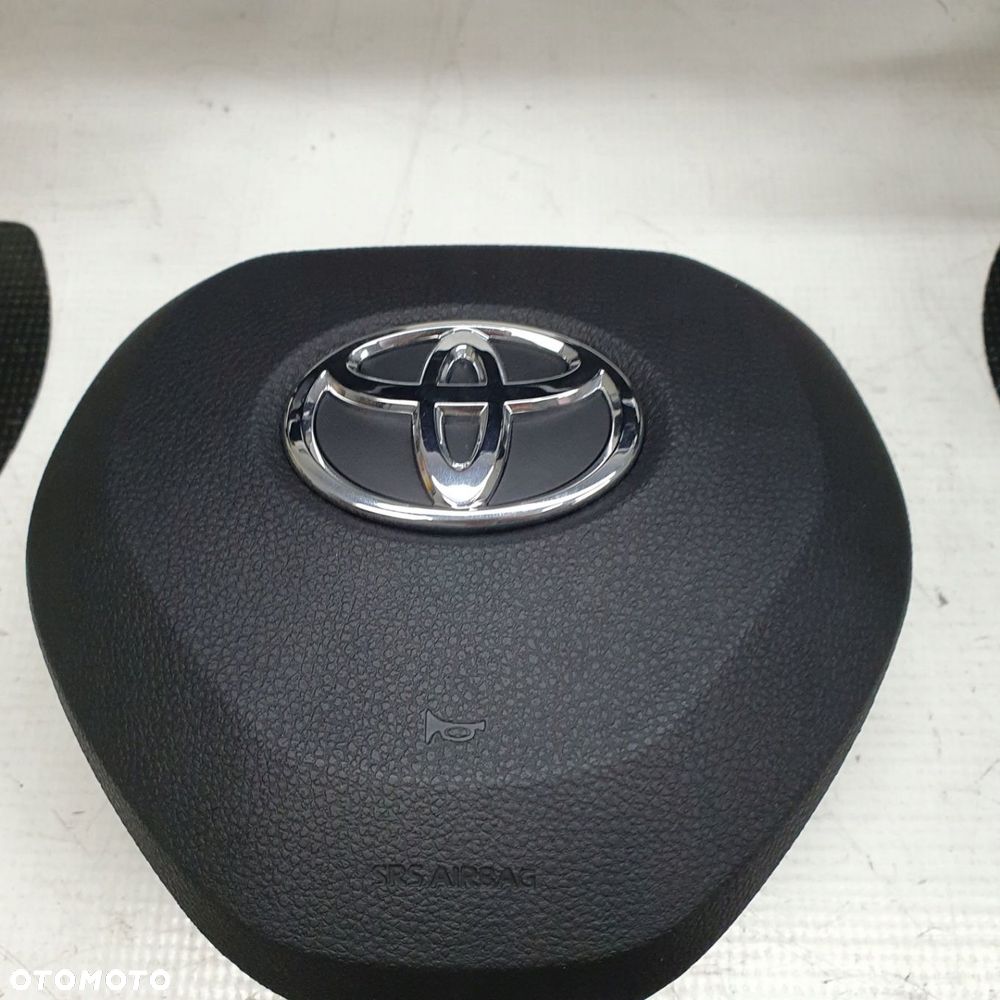 TOYOTA COROLLA E21 FACE LIFT DESKA ROZDZIELCZA KONSOLA KOKPIT PULPIT PODUSZKI AIRBAG AIR BAG PASY KIT SET - 6