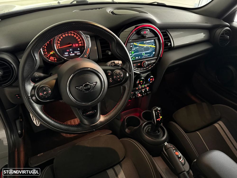 MINI 3 Portas Cooper D Aut. - 4