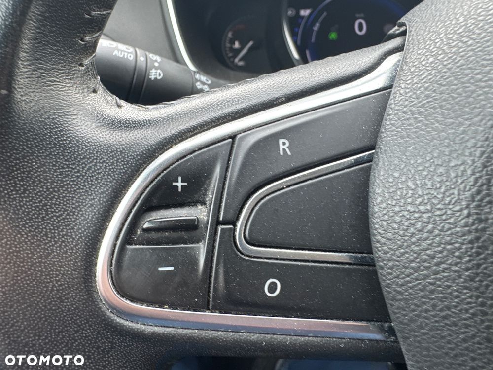 Renault Megane BLUE dCi 115 EDC BUSINESS EDITION - 15