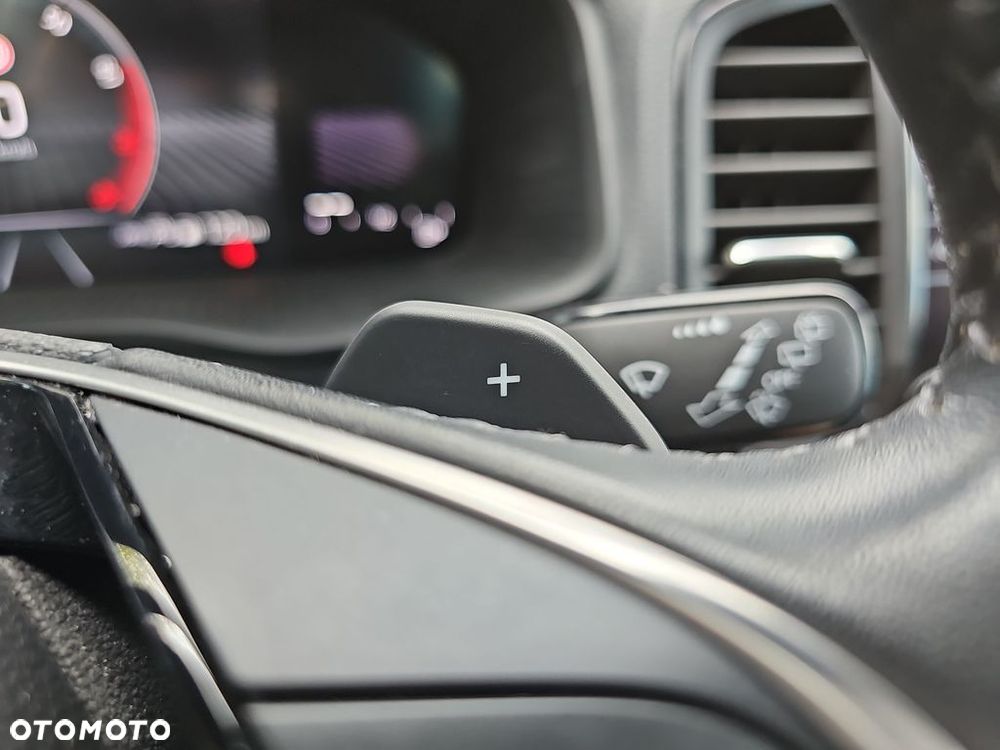 Skoda Karoq 1.5 TSI ACT Selection DSG - 23
